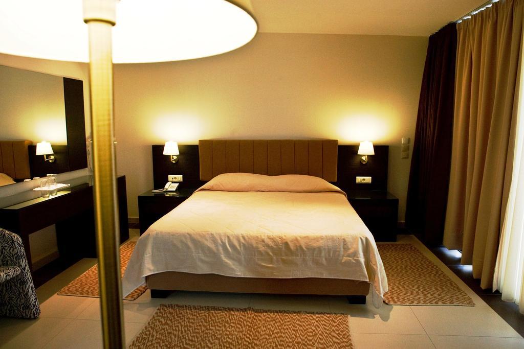 Apollon Hotel Tolón Dış mekan fotoğraf